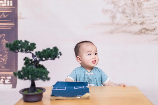 迪庆孕妇几个月有反应